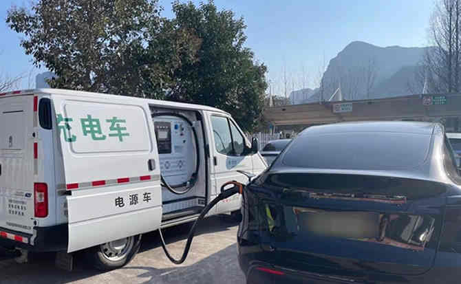岚县汽车搭电